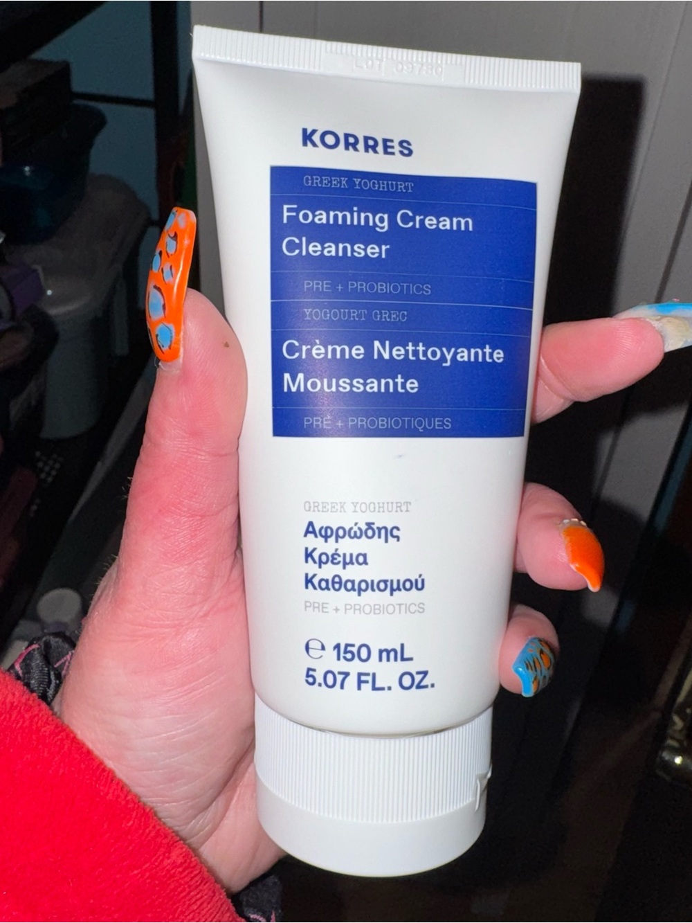 Greek yoghurt foaming cream cleanser